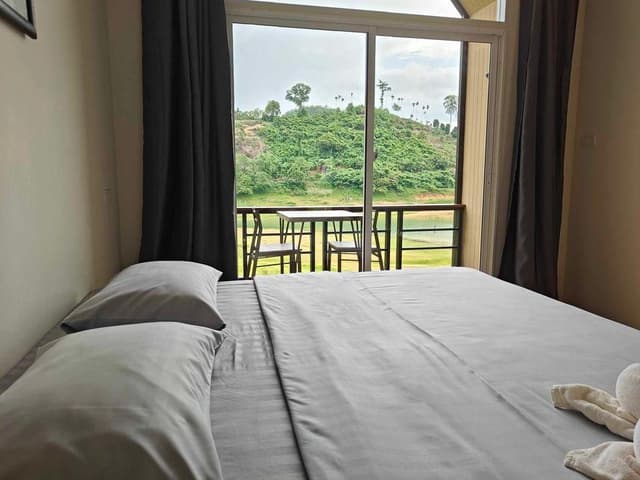 Lake View Deluxe Room with Balcony