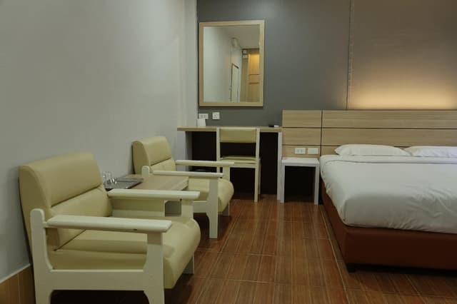 Standard Room with King Bed