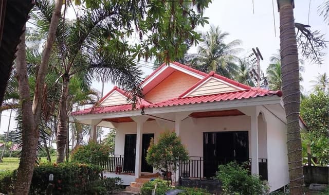 Bungalow 1 Large Double Bed