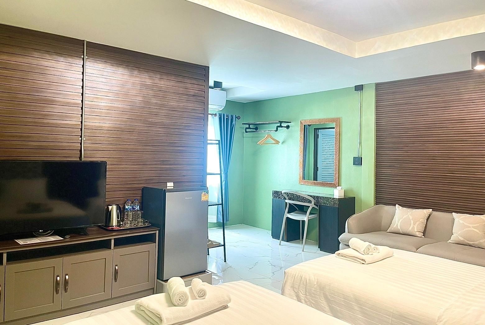 Chainat Grand Hotel3