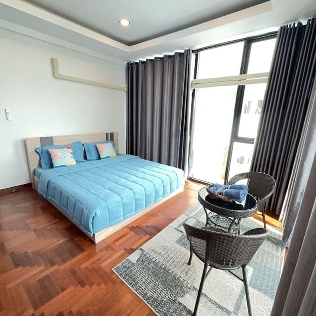 City Room with shared bathroom
