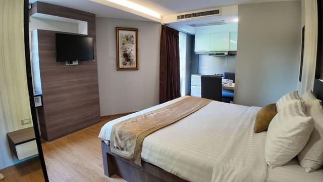 Premier Studio with Terrace