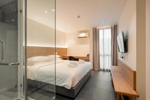 Standard King Room