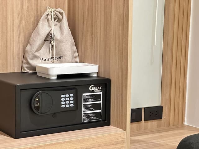 Superior Double Room, No Window, No Smoking