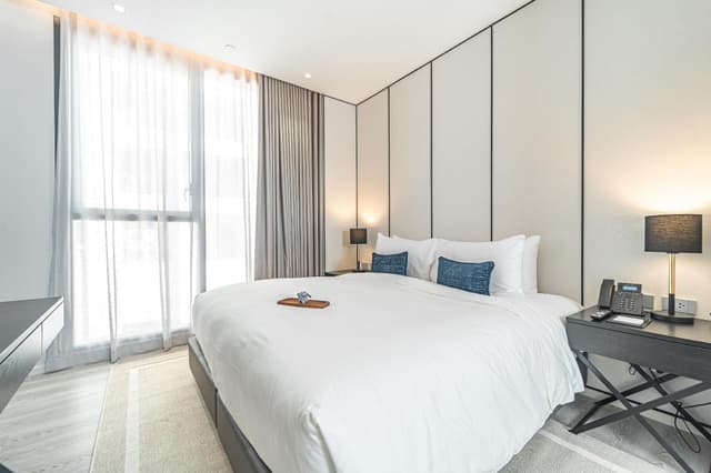 One Bedroom Suite