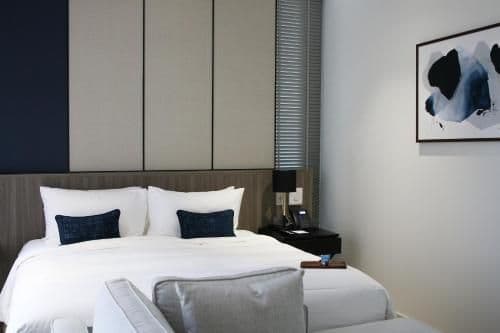 Deluxe Room with Bathtub