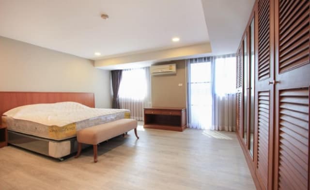 Three Bedroom Apartment