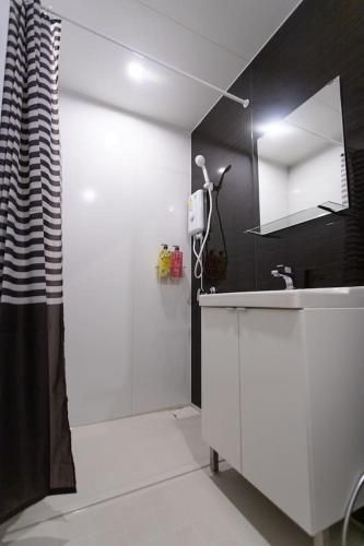 ยู1 ห้องใหญ่ 2 ห้องนอน บีทีเอสอุดมสุข (U1 Large 2 bed rooms BTS Udomsuk)4