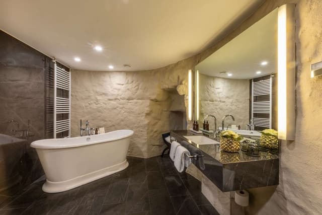 Suite, 1 Queen Bed, City View (Turmsuite)