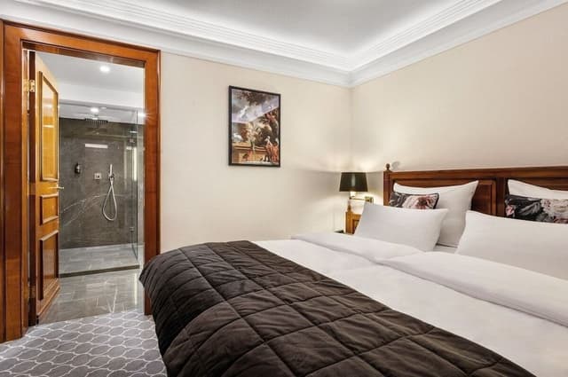 Junior Suite, 1 Double Bed, Bathtub, Garden Area