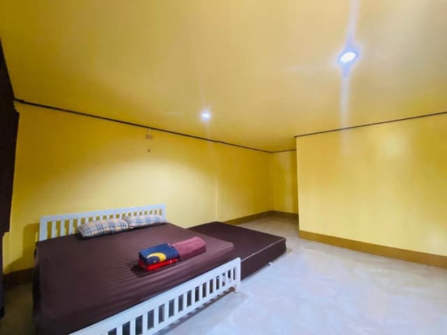 AC Deluxe Room