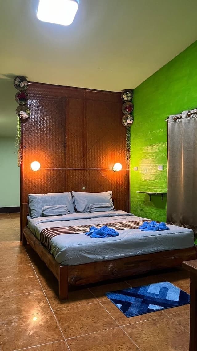 Sweet Twin Room