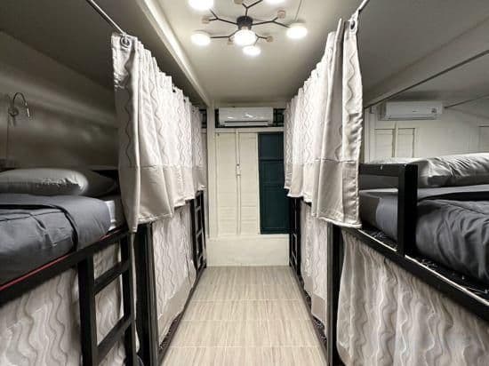 Single Bed in Mixed Dormitory Room
