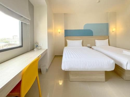 Standard Twin Room
