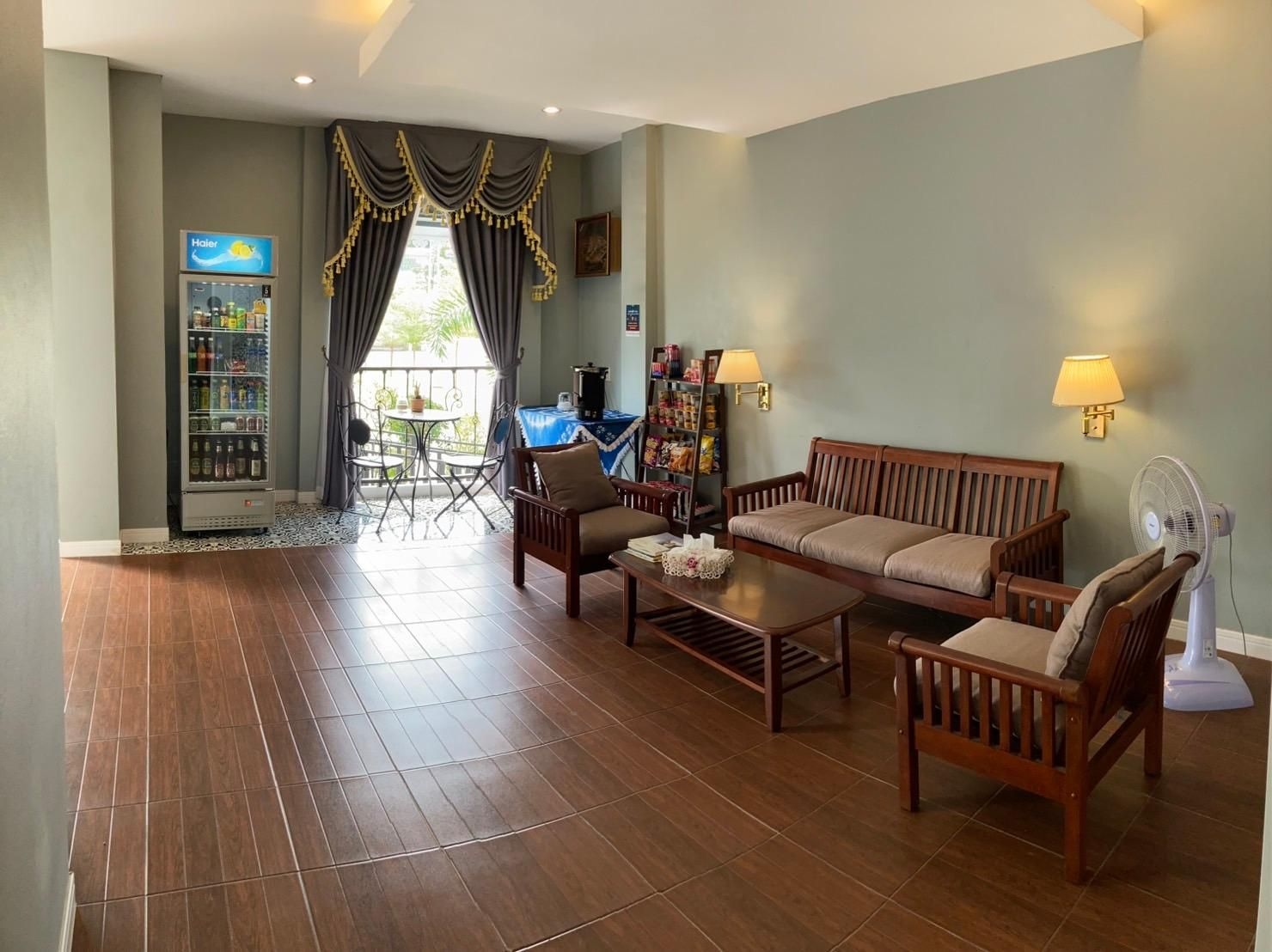 Thong Prachok Hotel2