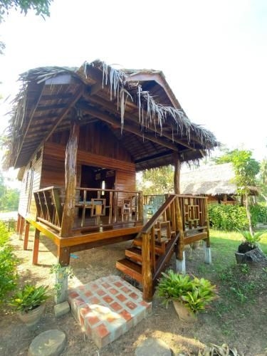 เกาะจำ ฟรีด้า รีสอร์ต (Koh Jum Freeda Resort)1