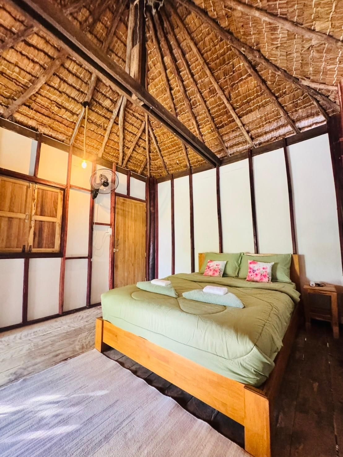 เกาะปู ซีวิว บีช รีสอร์ต (Koh Pu Sea View Beach Resort)1