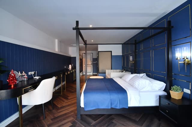Blue Royal Room