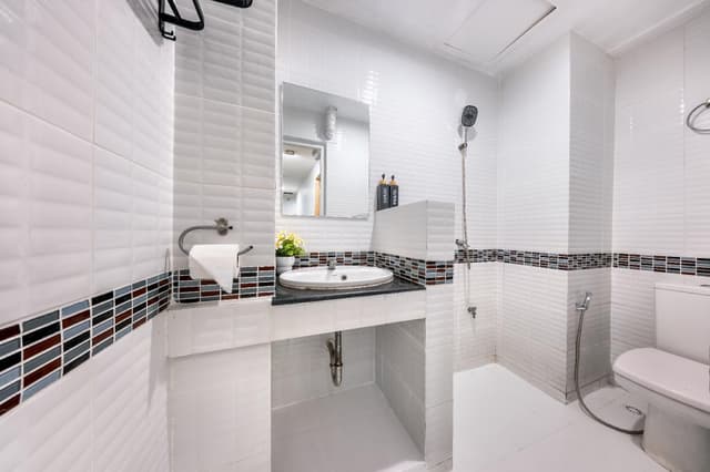 Standard Double Room with Shared Bathroom