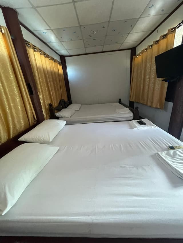 Family Room with 2 Double Beds