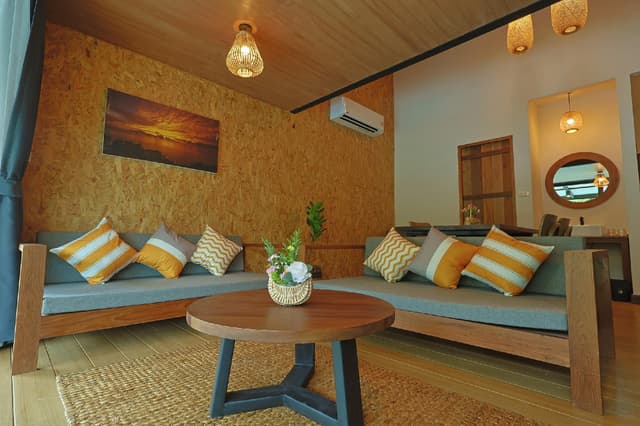 Deluxe Family Suite