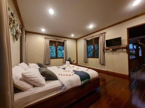Superior Garden View King Room