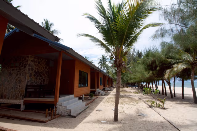 Bungalow - Beach Front