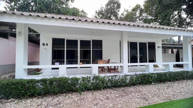 Deluxe Garden View Family Room with Double Bed
