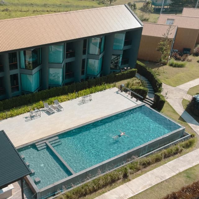 Superior Pool View King Room