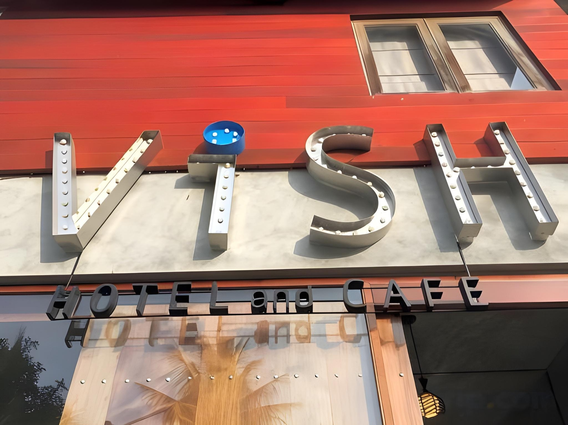 วิช โฮสเทล แอนด์ คาเฟ่ (Vish Hotel and Cafe)4