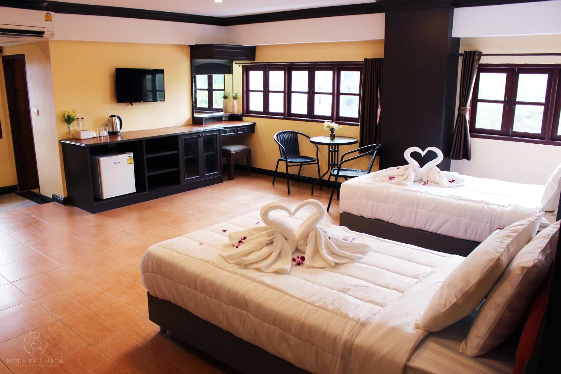 โรงแรมเรสแอทรัชดา โรงแรมเรสแอทรัชดา