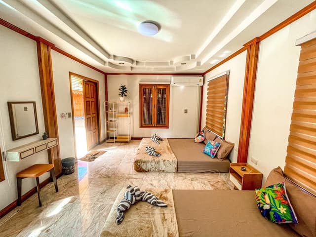 6-Bedroom Villa with Private Pool