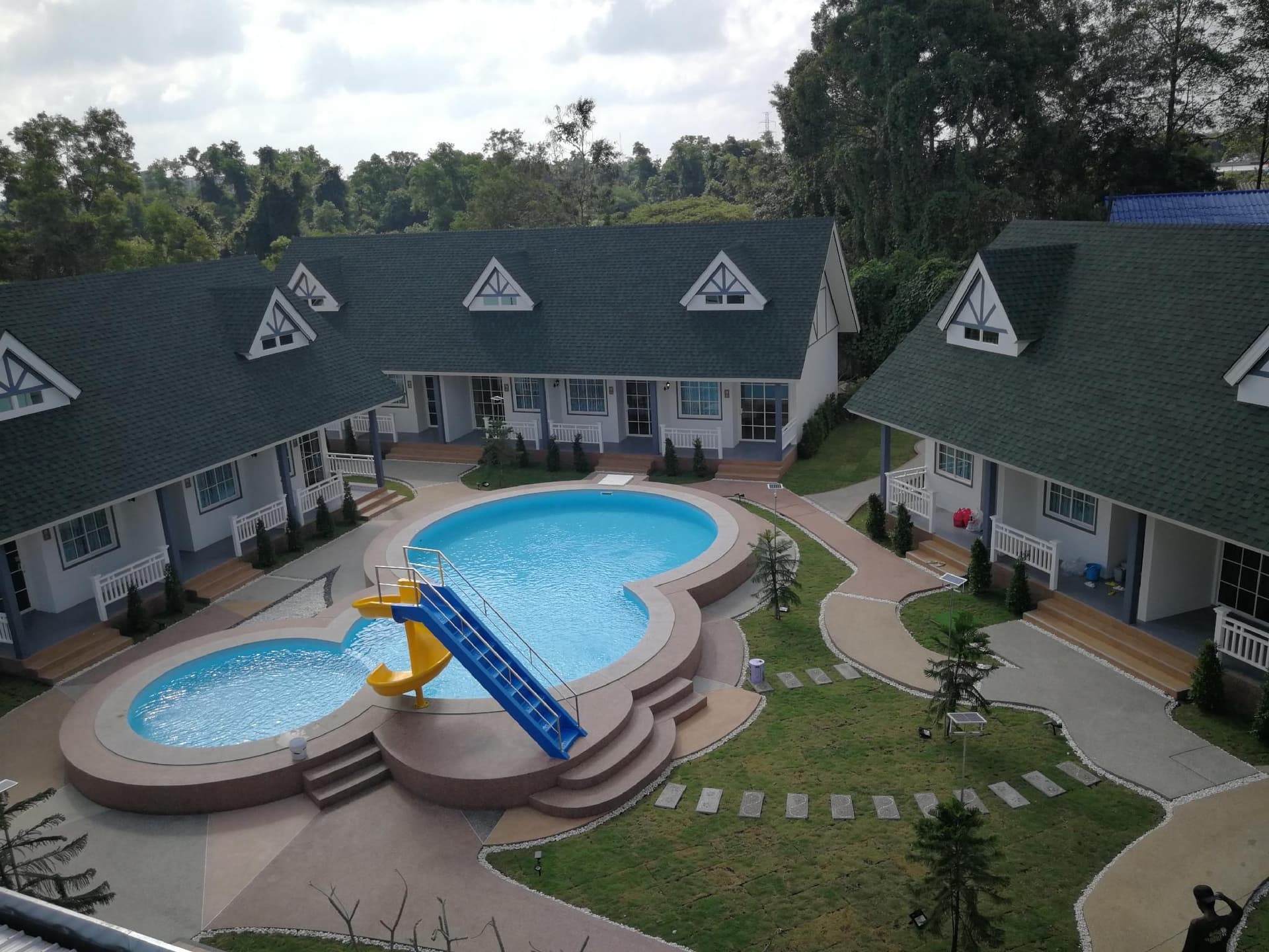 English Resotel English Resotel