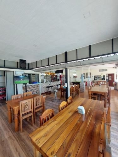 โลมา บีช รีสอร์ท (Loma Beach Resort)2