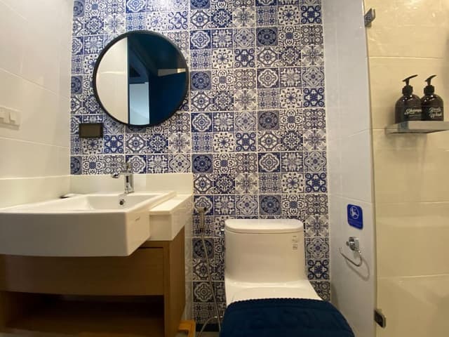 Small Twin Room