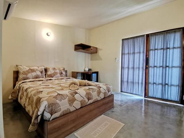 Medium Double Room