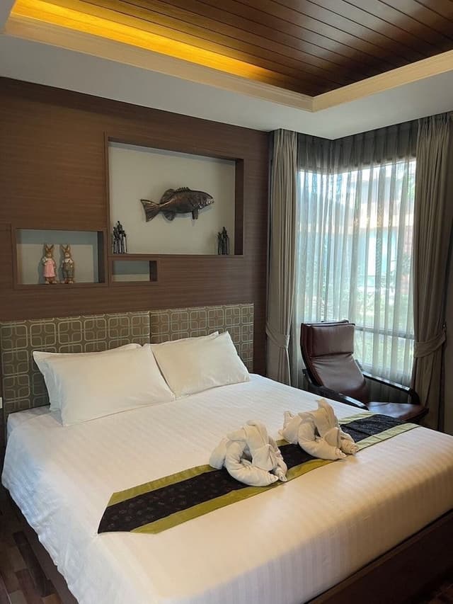 Suite, Private Bathroom, Garden View