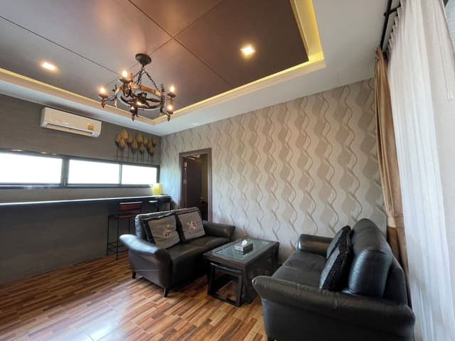 Suite, Private Bathroom, Garden View