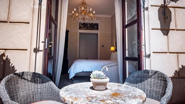 Deluxe Room 1 King Bed Non smoking