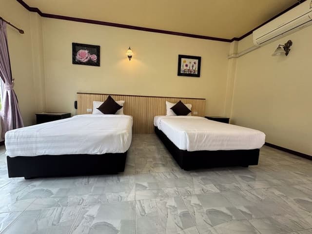Superior Twin Room