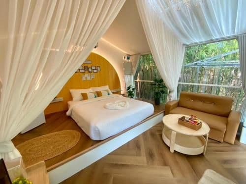 Suite with Garden Terrace - Non-Smoking