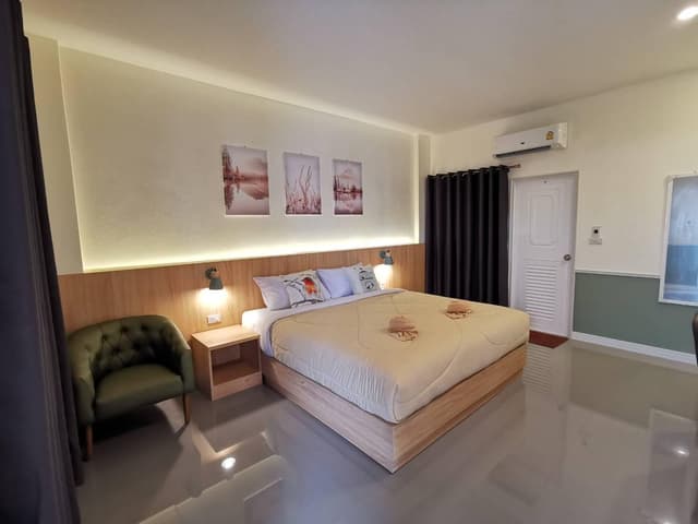 Queen Bed Standard