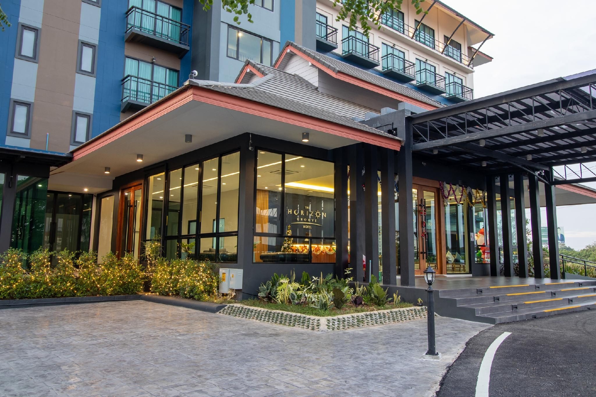 เดอะ ฮอไรซอน กรูฟ โฮเทล (The Horizon Groove Hotel)0