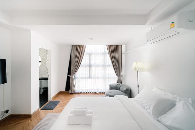 Double Room Private Bathroom
