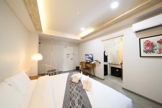 Standard Double Room - Non-Smoking