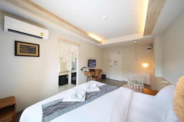 Double Deluxe Room
