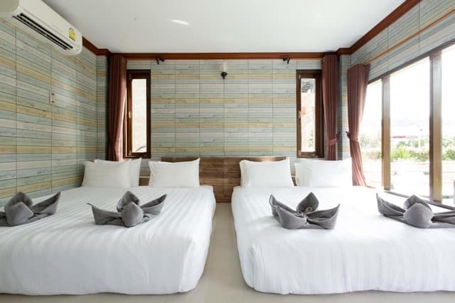 Superior Family Room for 2 Adults and 2 Children