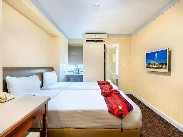 Deluxe Double or Twin Room