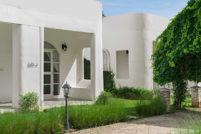 Deluxe Room, Garden View
