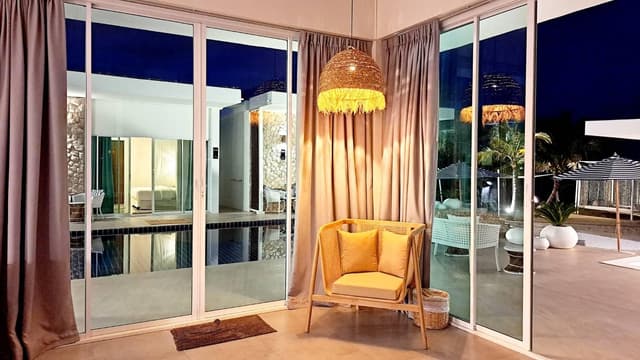 6-Bedroom Pool Villa